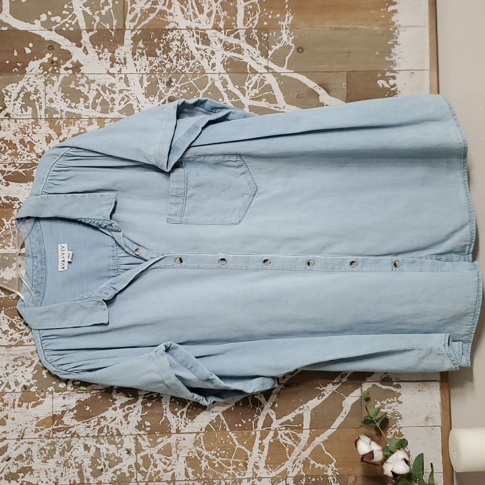 Ava & Viv Denim 4X Blouse #1